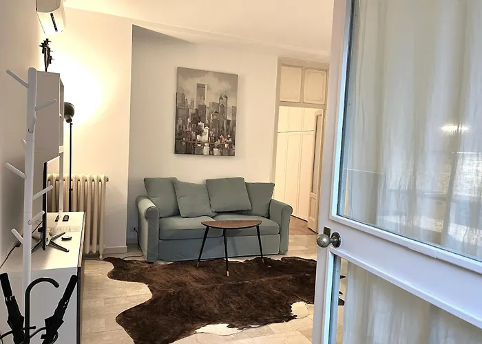 Apartament Gbcity - 20 Mt Da Metro Wagner *
